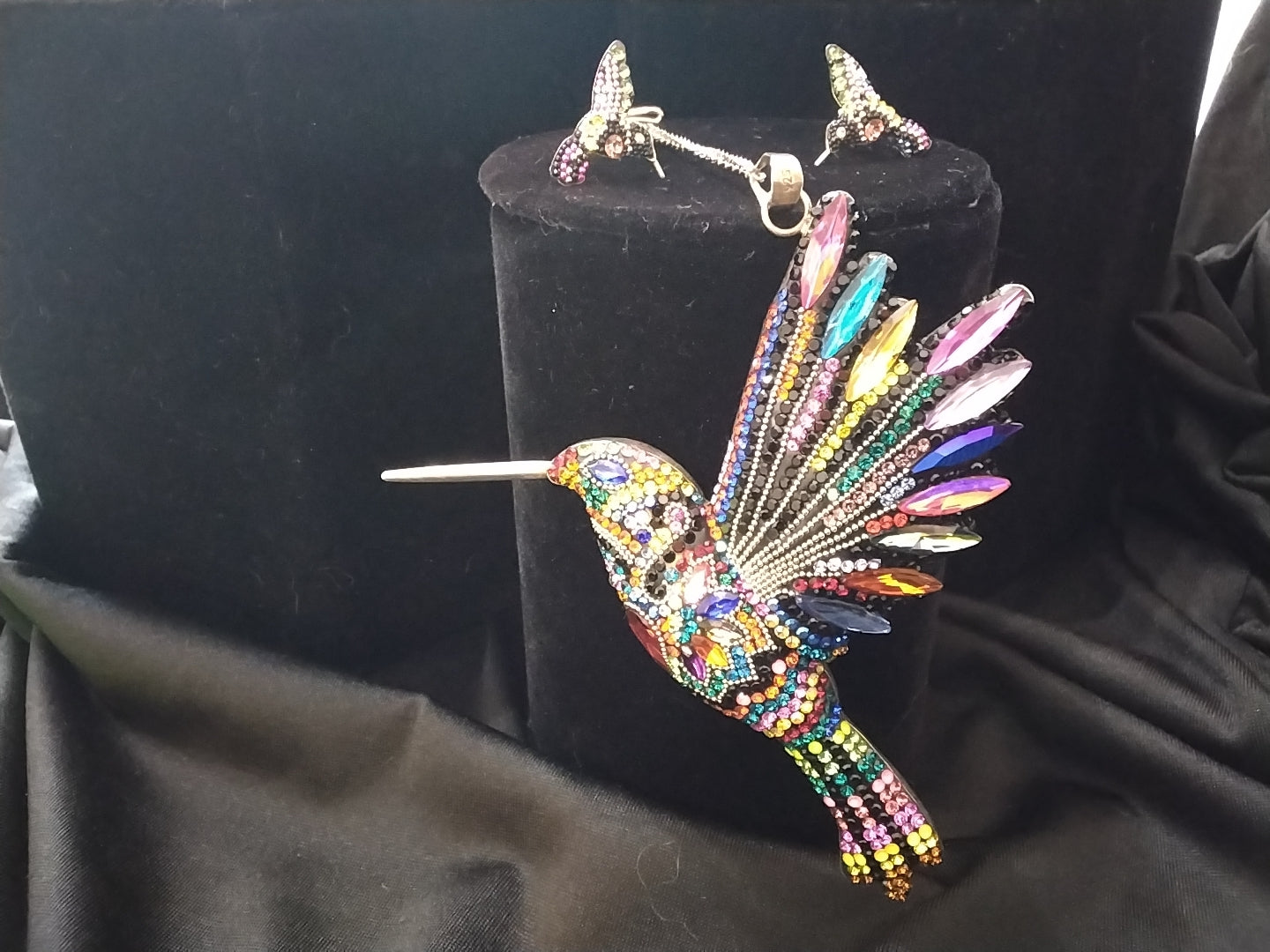 Handcrafted Swarovski Hummingbird Crystal Necklace And Earring Set