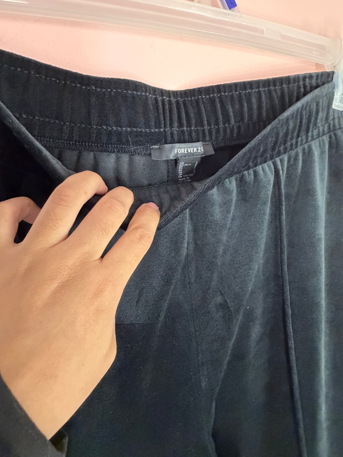 Forever 21 brand label close-up at the elastic waistband