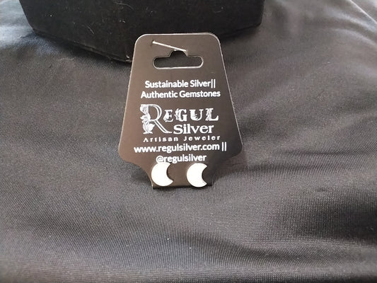 Unique Crescent Moon Earrings - Regul Silver
