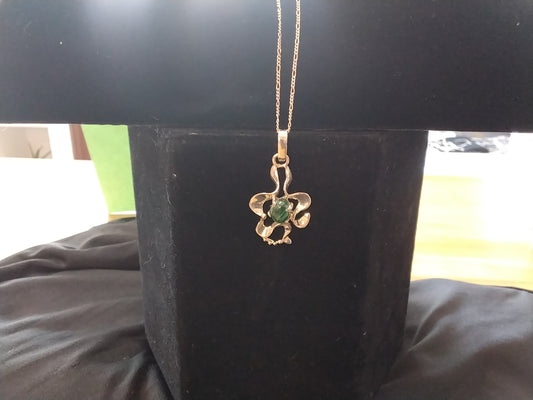 Malachite Handcrafted Pendant Necklace - Regul Silver