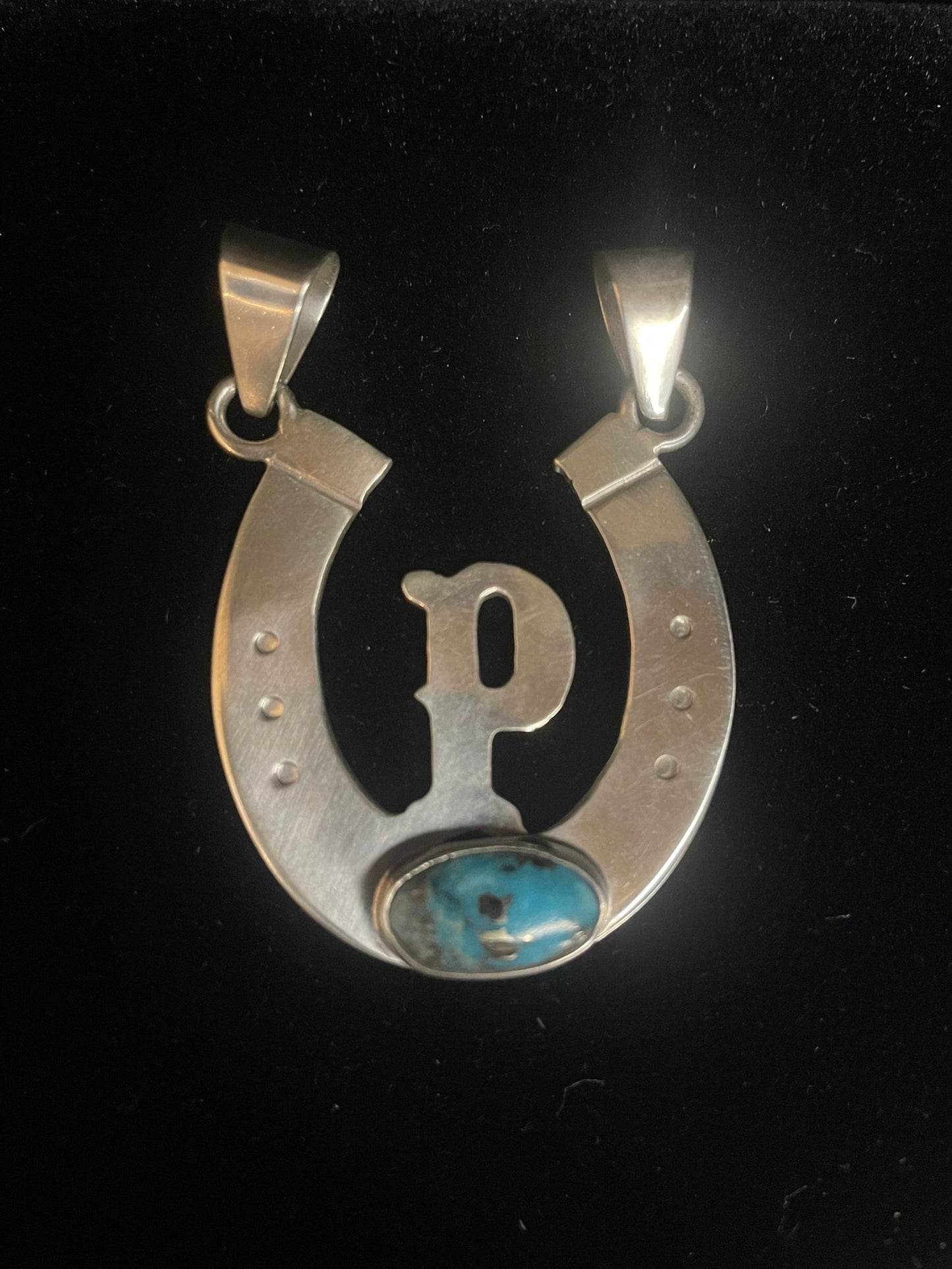 Initial Pendant with Genuìne Turquoise Gemstone –  Horseshoe - Regul Silver