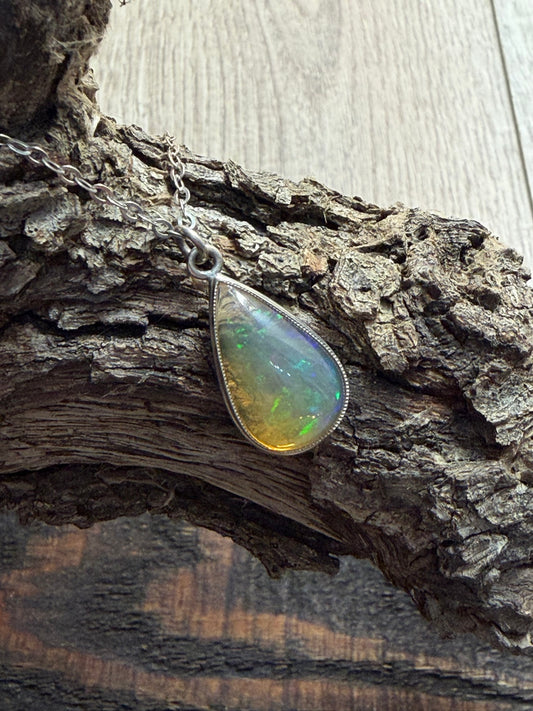 Front view of DM07 Ethiopian Opal Teardrop Pendant Necklace