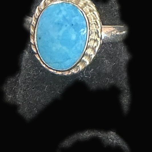 Front view of turquoise Ring, Sterling Silver, Nacozari, Oval Solitaire