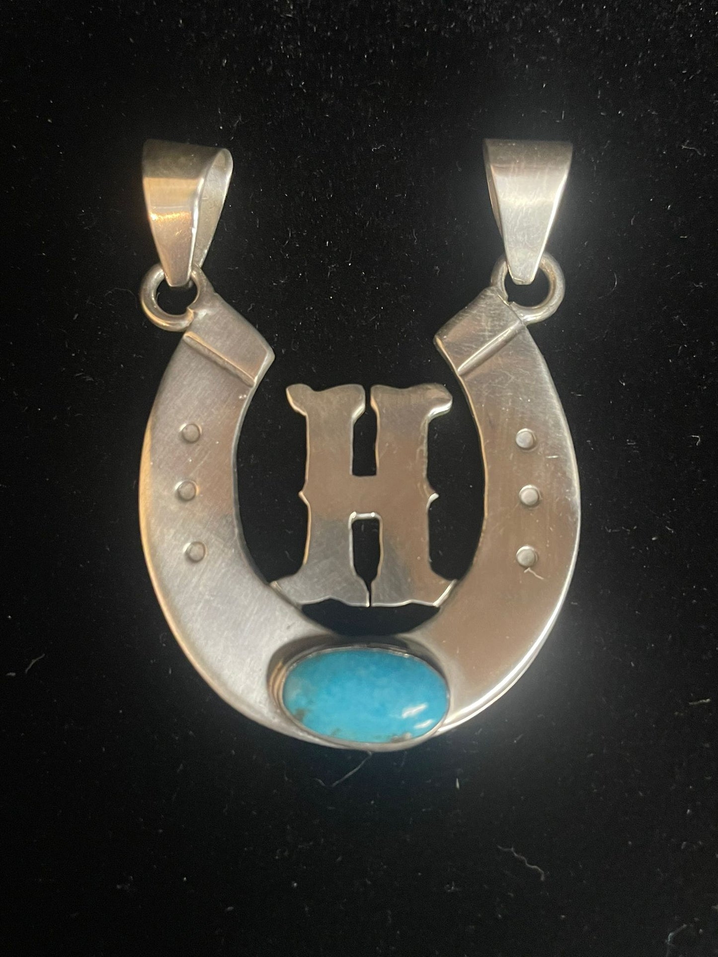 Initial Pendant with Genuìne Turquoise Gemstone –  Horseshoe - Regul Silver
