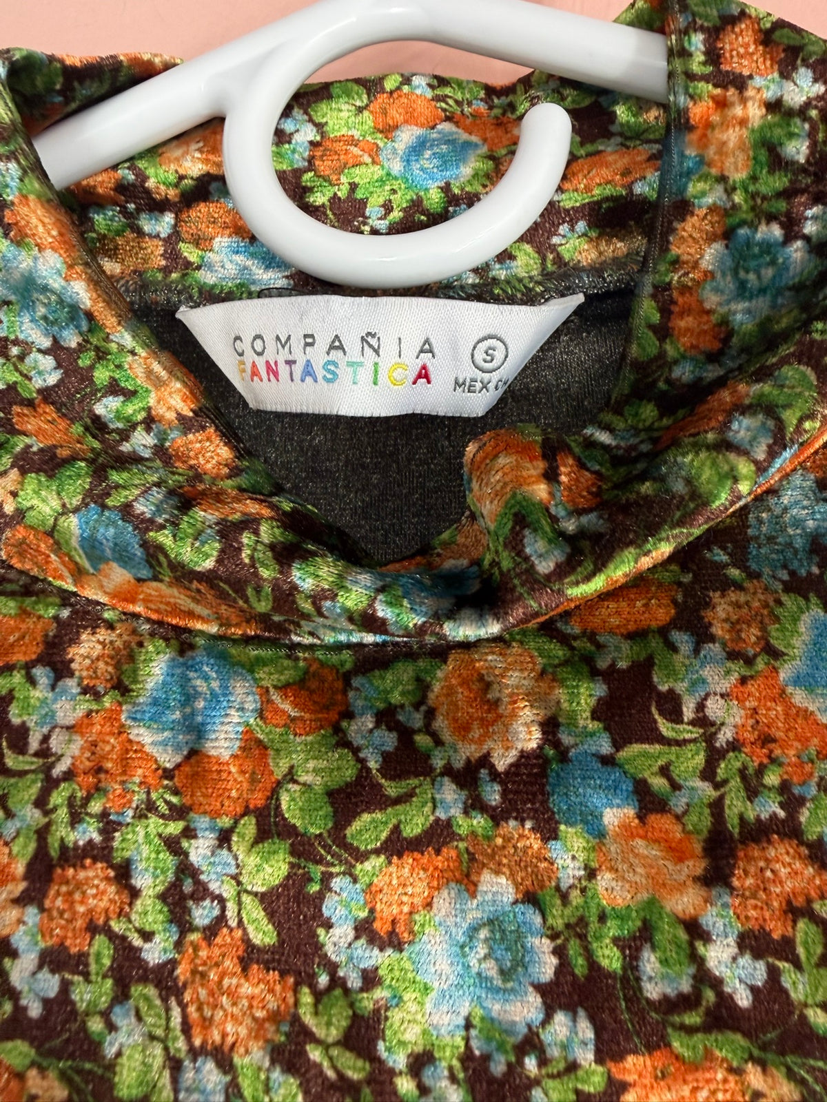 Compania Anastasia tag, size S