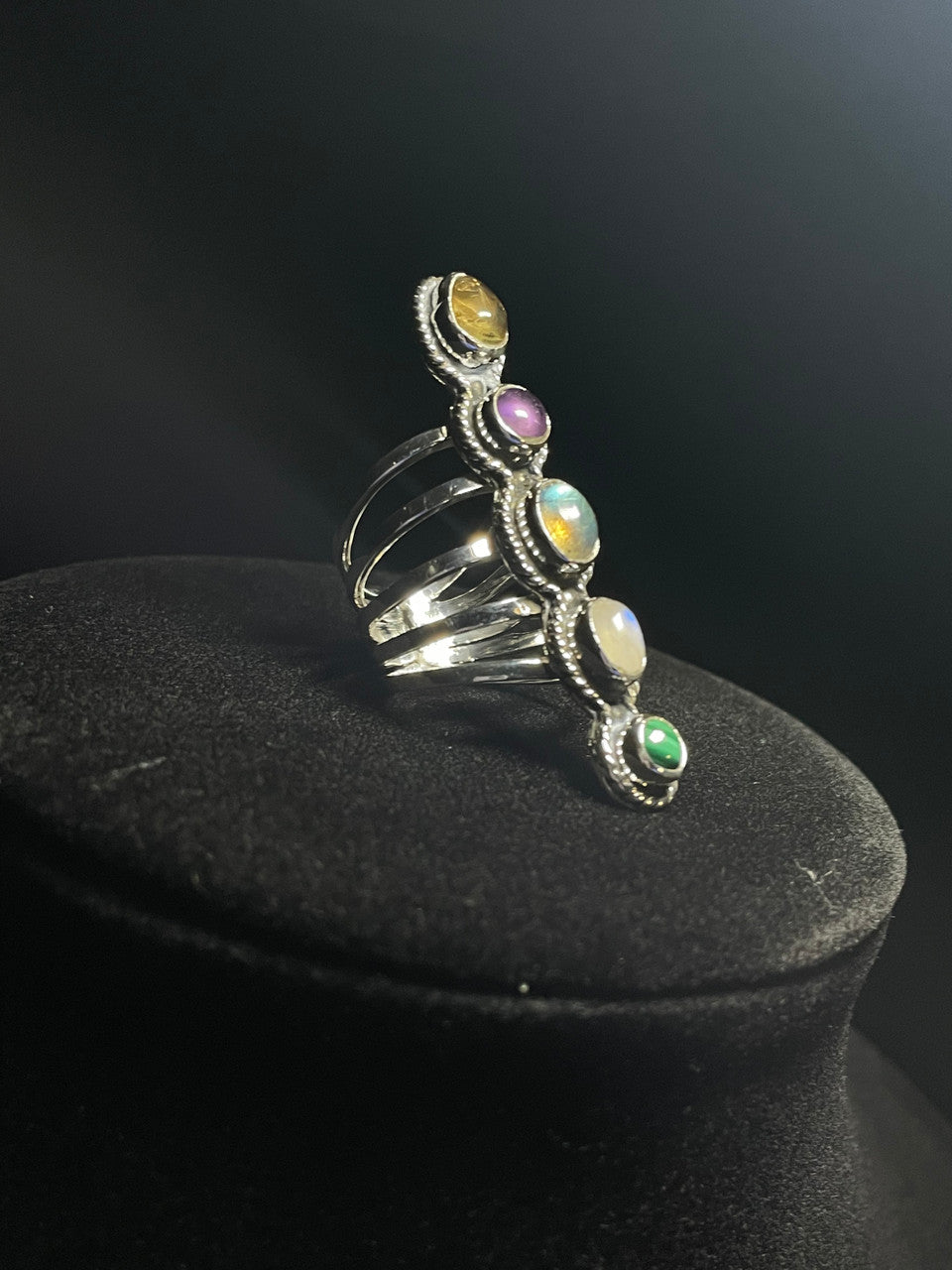 Southwest Style 5-Gemstone Sterling Silver Ring - Regul Silver